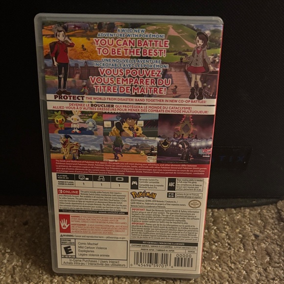 Pokémon Shield - Picture 2 of 5